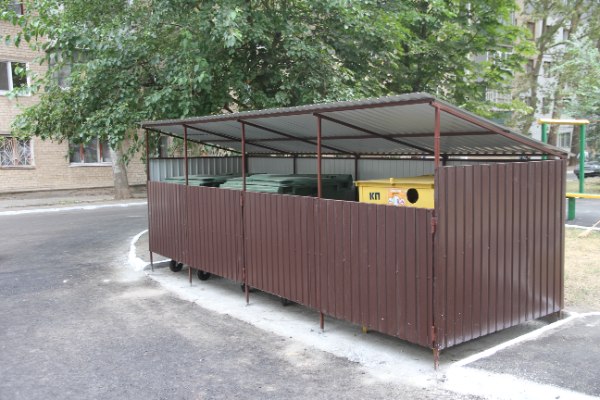 мусорная площадка мусорная площадка